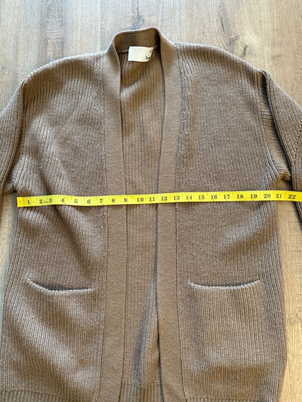 Aritzia Wilfred Free 100% Merino Wool Unwind Cardigan Knit Minimalist Simple XS - Picture 7 of 9